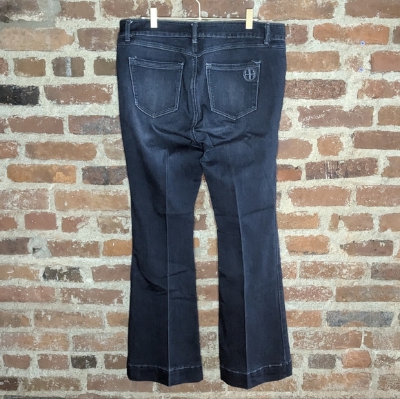 Hot in Hollywood Medium Blue Dark Wash Pull On Los Feliz Flare Jeans - Picture 6 of 11